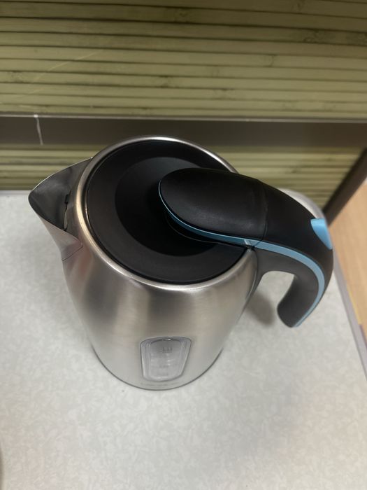 Електрическа кана Cecotec ThermoSense 220