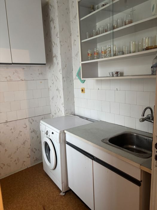 Продава се Едностаен апартамент в Чирпан - 35 кв.м за 875 €/кв.м - Снимка #2
