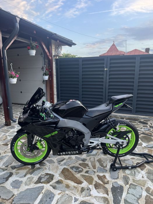 Vand Aprilia RS4 125 (nu yzf,ktm,cbr)