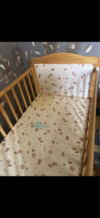 Детская кроватка