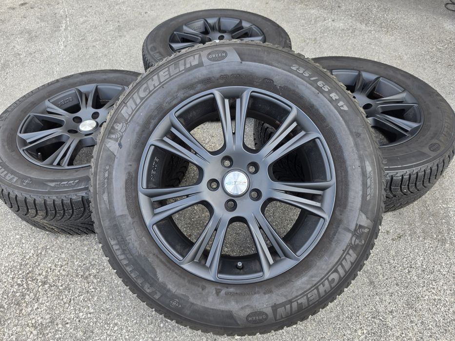 5х112/17 зимни гуми Ауди Мерцедес Фолксваген 5x112/17 Mercedes ML Audi Q3 Q5 Michelin