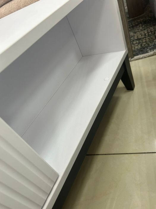 Продам жрунальный стол , МДФ