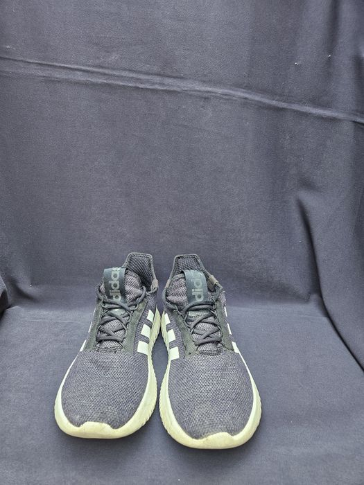 Adidasi adidas kaptir