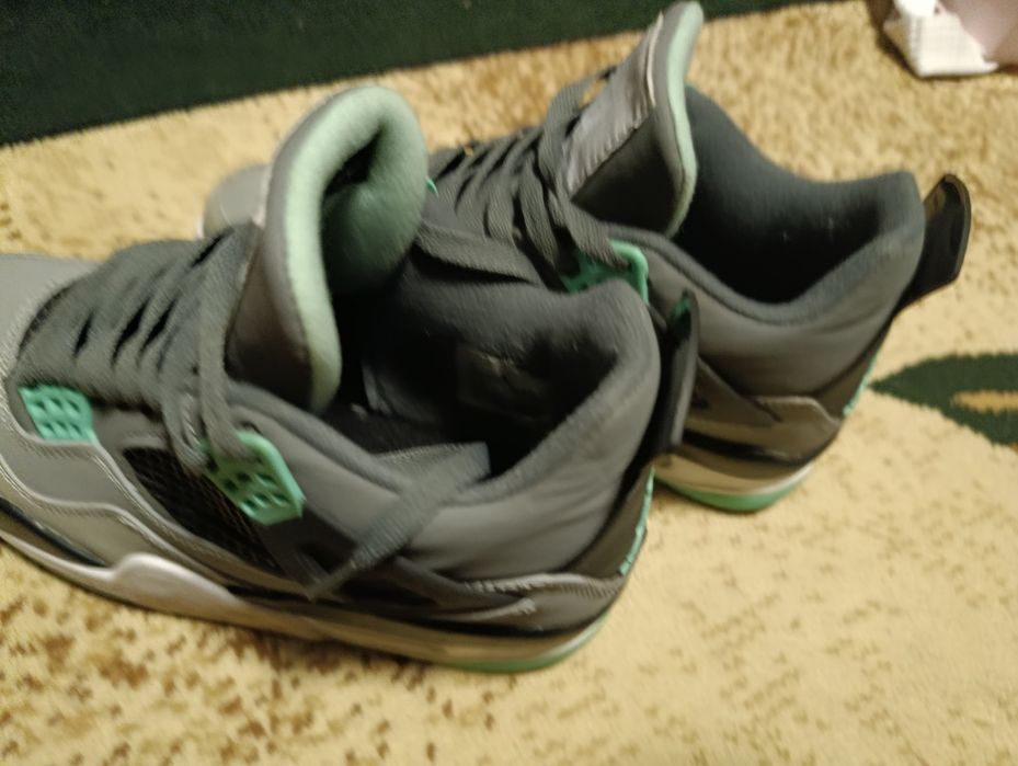 Кроссовки Jordan 4