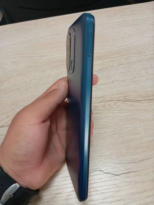 Redmi 12C holati yaxshi