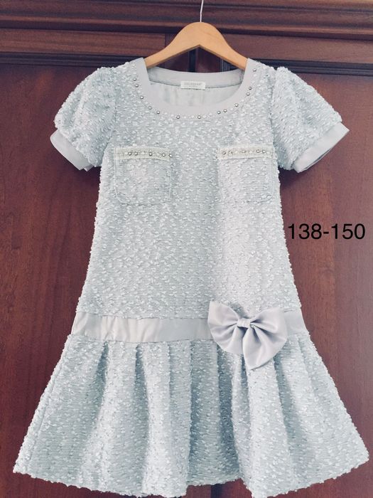 Платье нарядное продам р140-146