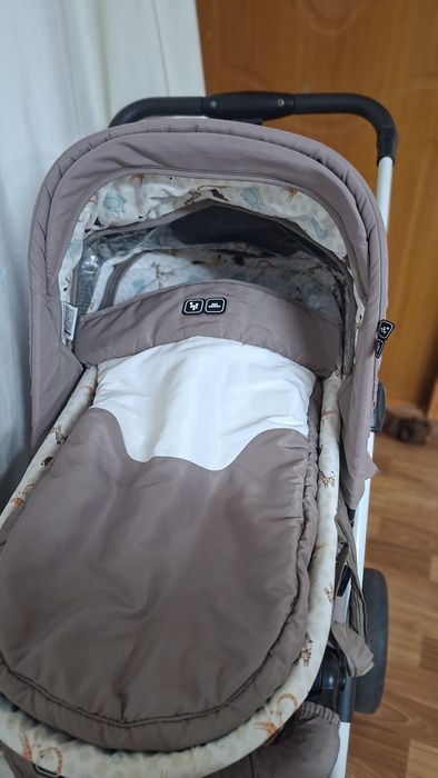 Срочно продам коляску крепкую