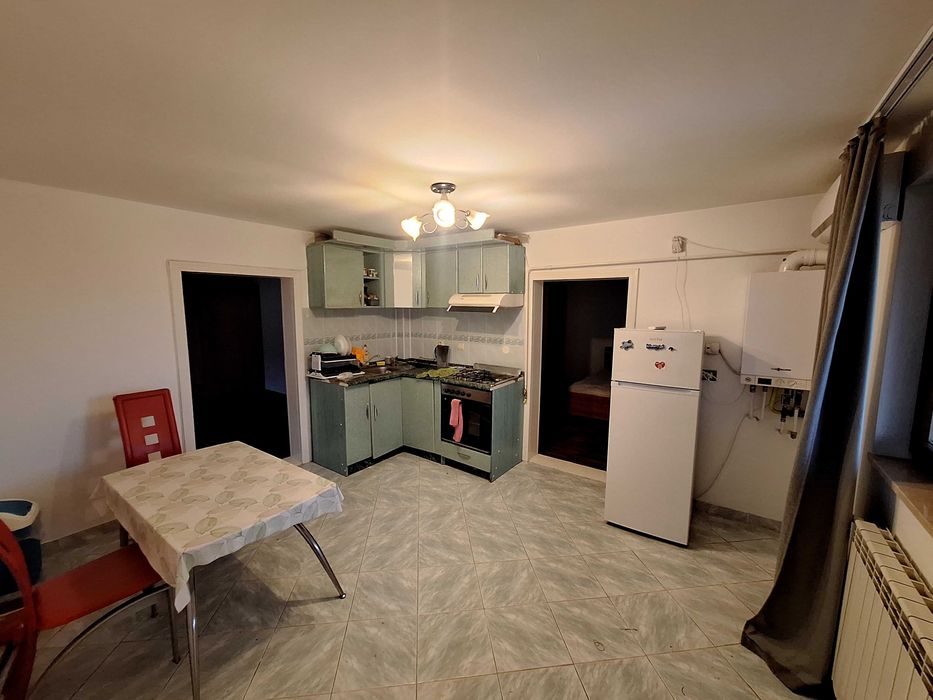 Apartament la casă în Sf.ilie