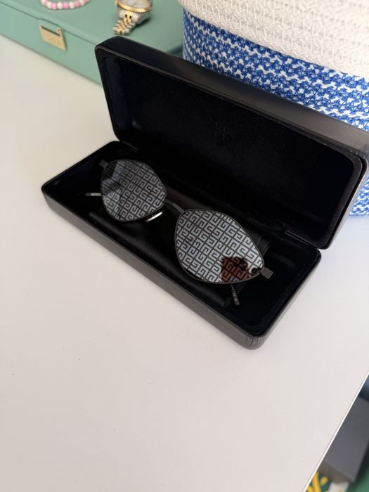 Слънчеви очила Givency
