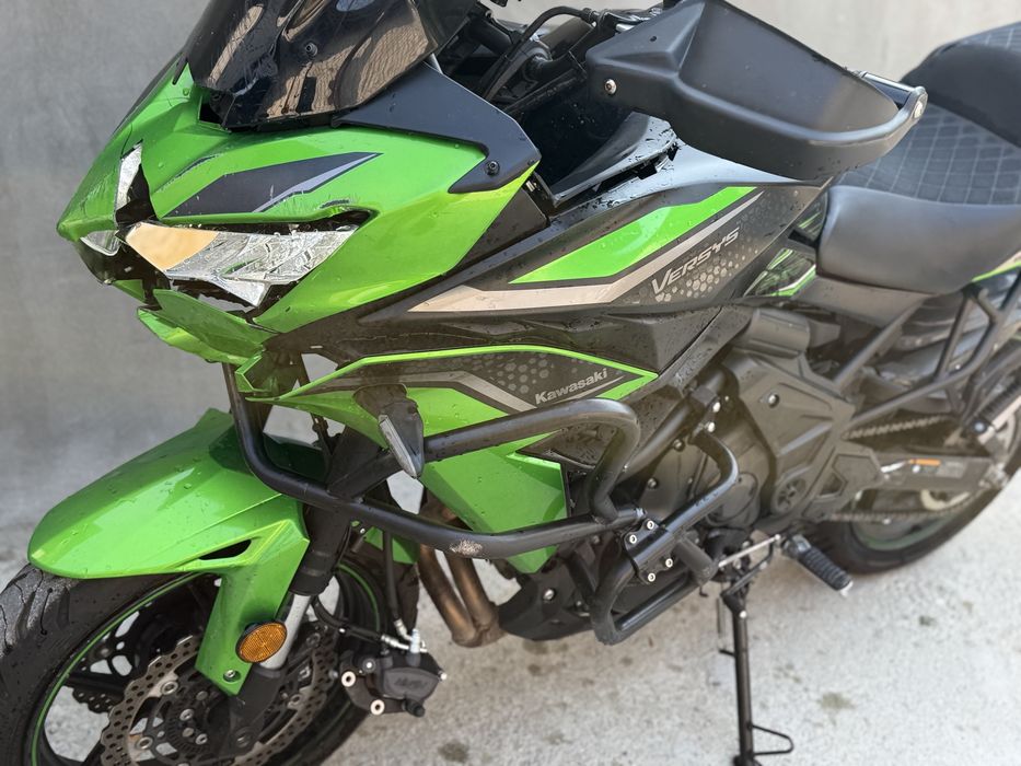 Kawasaki versys 2022 A2 AVARIAT
