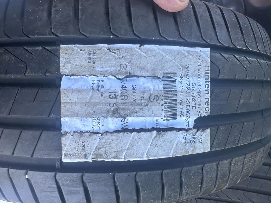 235/40/19 Pirelli cinturato p7 DOT0825
