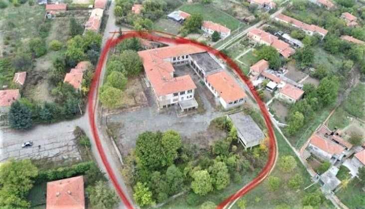 Продава се Хотел в с. Спасово, Област Стара Загора - 2500 кв.м за 52 €/кв.м - Снимка #5