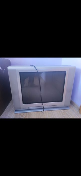Отдам бесплатно  телевизор