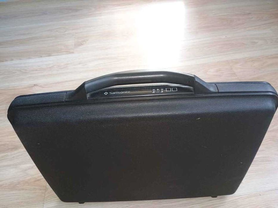 Дипломатическо куфарче Samsonite