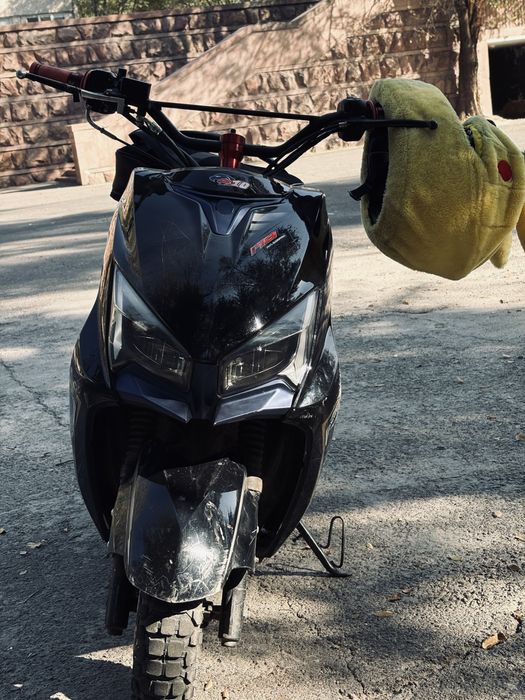 Продам мопед м8 про