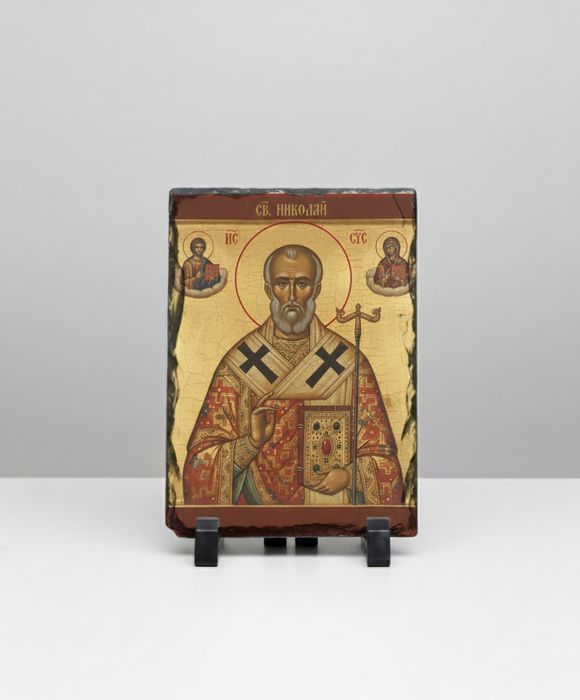 Икона отпечатана върху камък