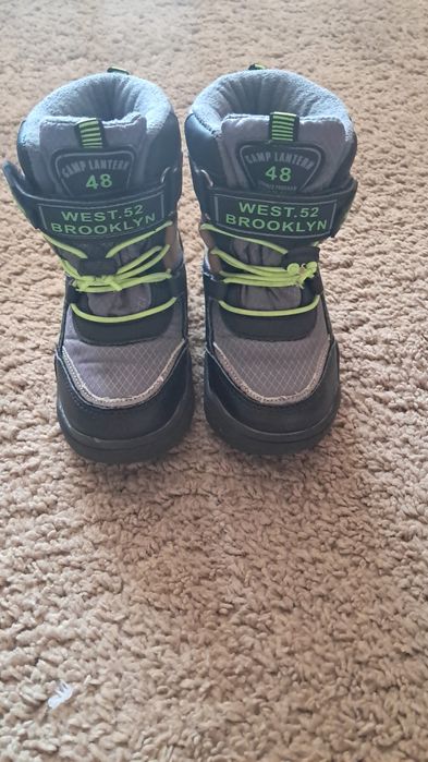 Продам детские сапоги