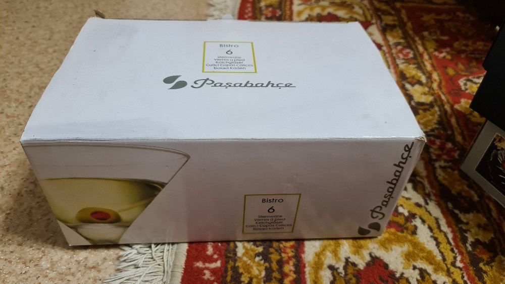 Продам набор бокалов для мартини