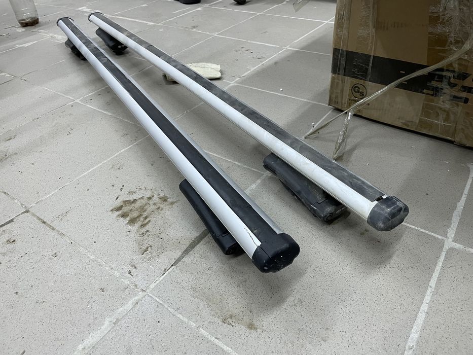 Поперечные рейлинги. Тойота. Оригинал.