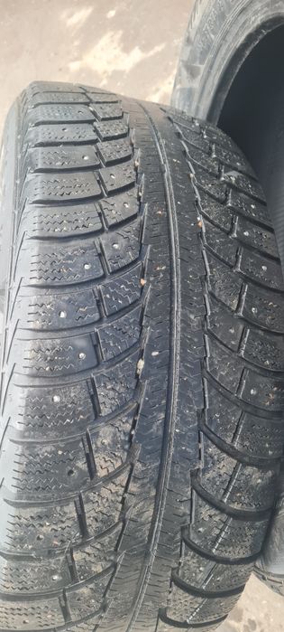 Шины б/у в хорошем состоянии.