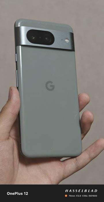 google pixel 8 green