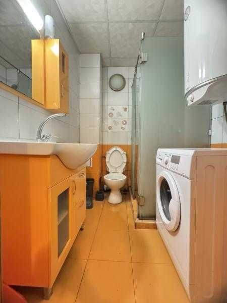 Дава се под наем Тристаен апартамент в Бургас, Възраждане - 70 кв.м за 510 € - Снимка #11