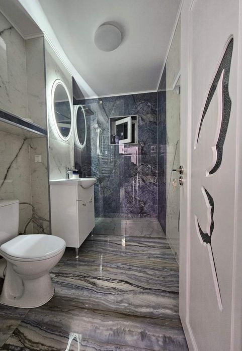 Executam amenajari interioare si constructii case la rosu sau la gata.