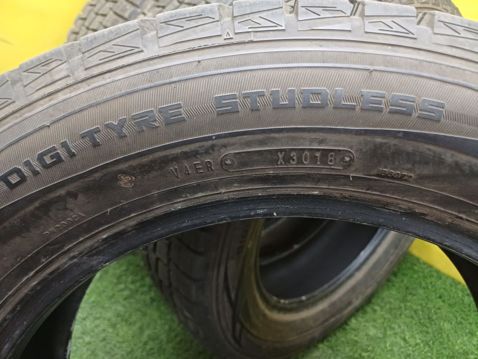 Шины 215 60 R17 DUNLOP комплект