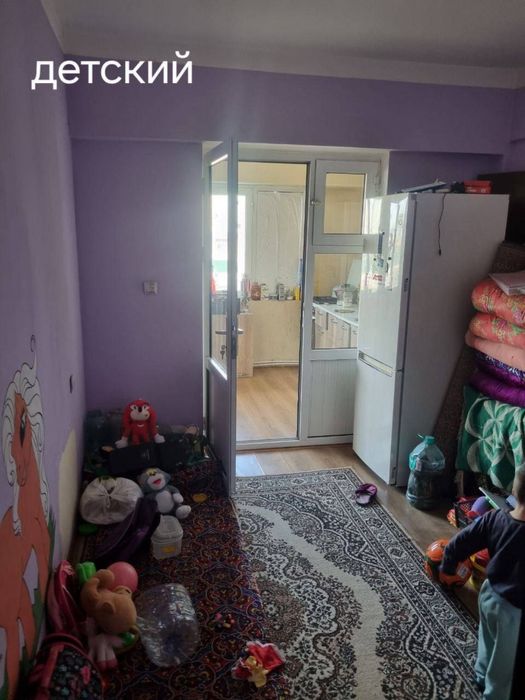 Сергели Янги Хает 8-худуд продается 2*3/3/9 квартира.