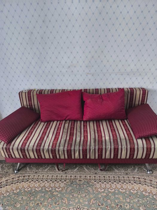 Отдам диван, самовывоз