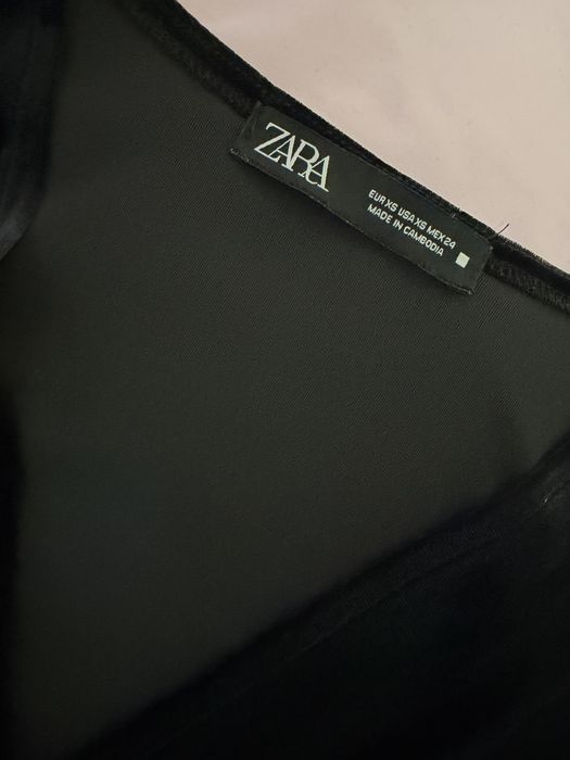Черное бархатное платье Zara
