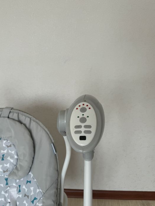 Детский шезлонг качеля