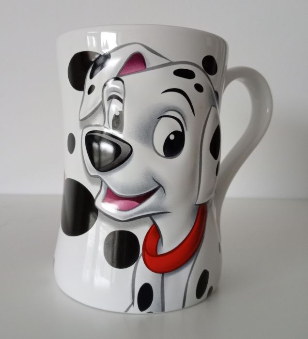 Голяма оригинална Дисни чаша от "101 далматинци"