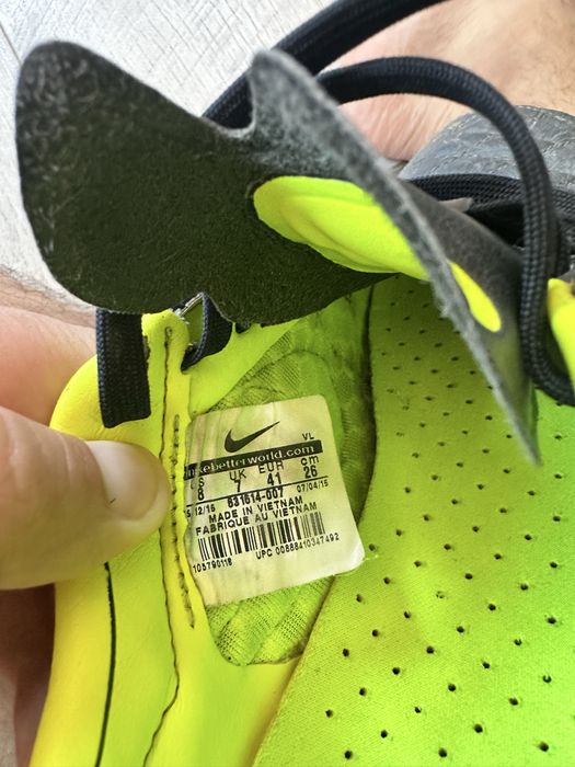 Професионални бутонки nike tiempo