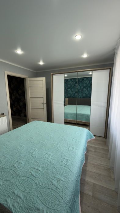 Сдам 2 комнатную квартиру район 17 школа