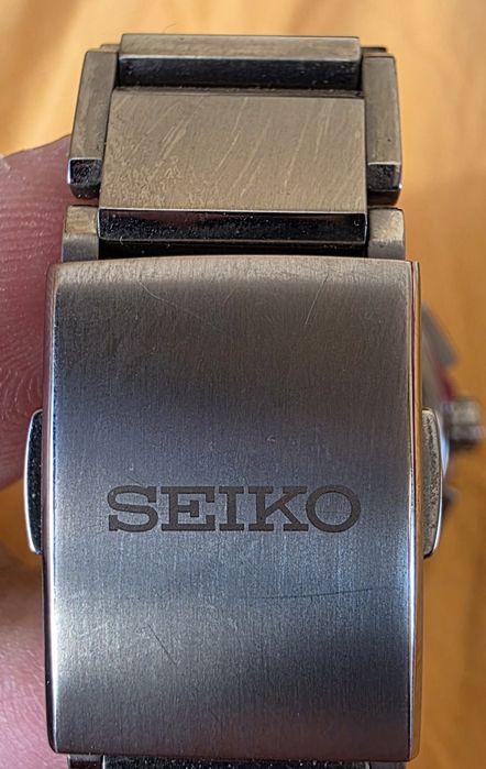 Seiko Astron GPS Solar (Титаниев)