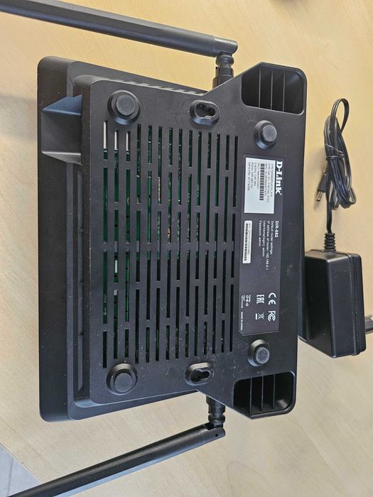 Роутер D-Link DIR-882, отличное состояние