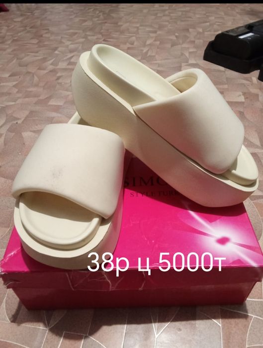 Обувь женская в наличии
