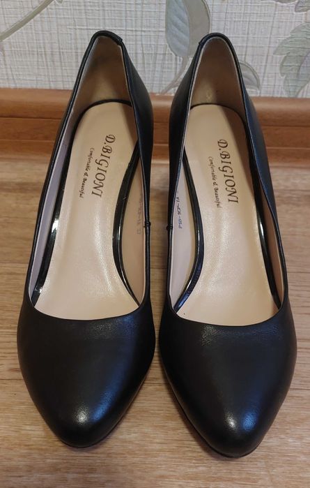 Туфли женские черные