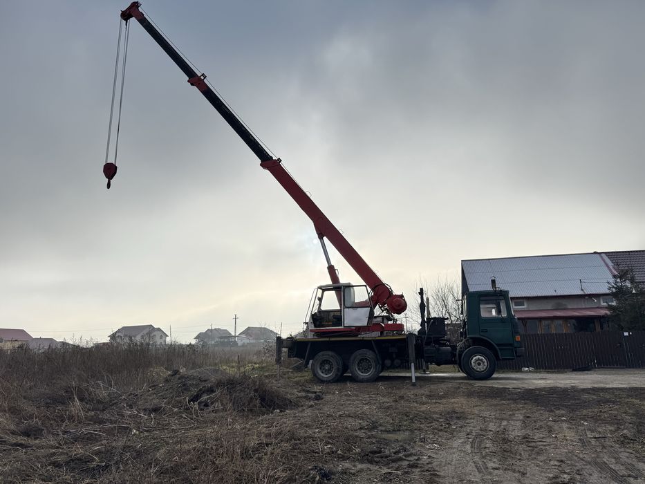 Automacara (macara) si Camion cu Macara de inchiriat Pascani
