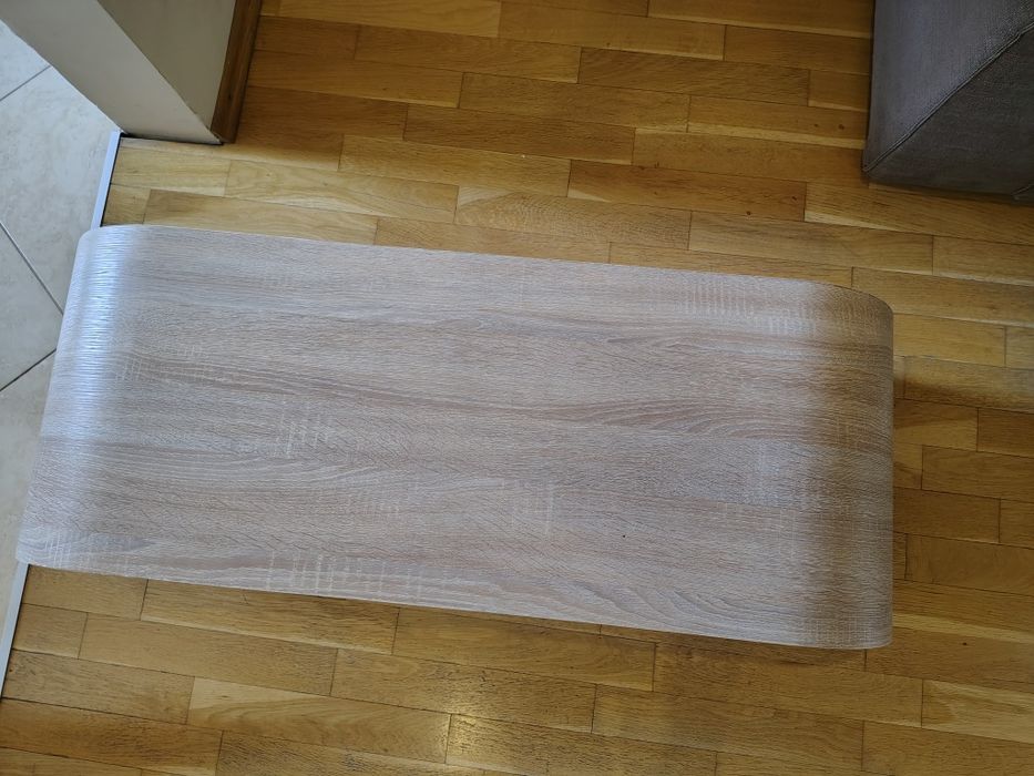 Шкаф , маса за хол