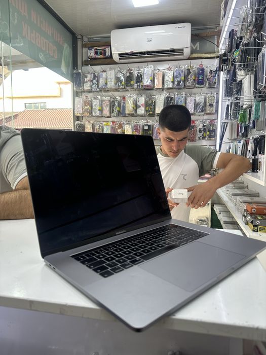 MacBook Pro 2019