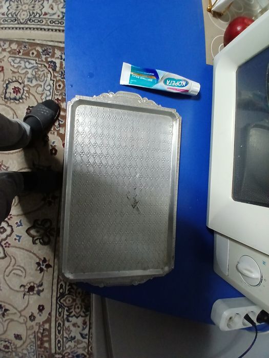 Продам поднос времен СССР, металлический