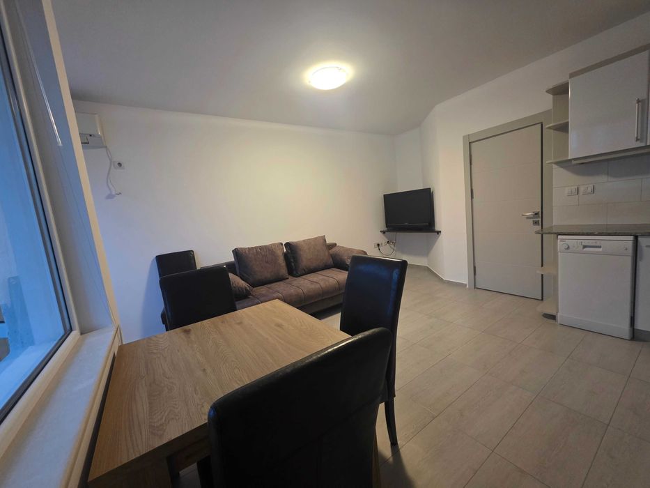 Дава се под наем Двустаен апартамент в Асеновград - 65 кв.м за 328.95 € - Снимка #12