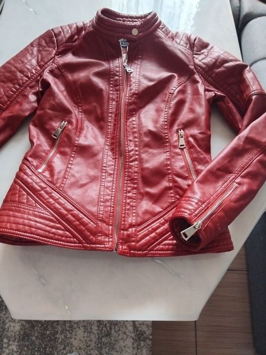 Красиви пролетно-есенни дамски якета