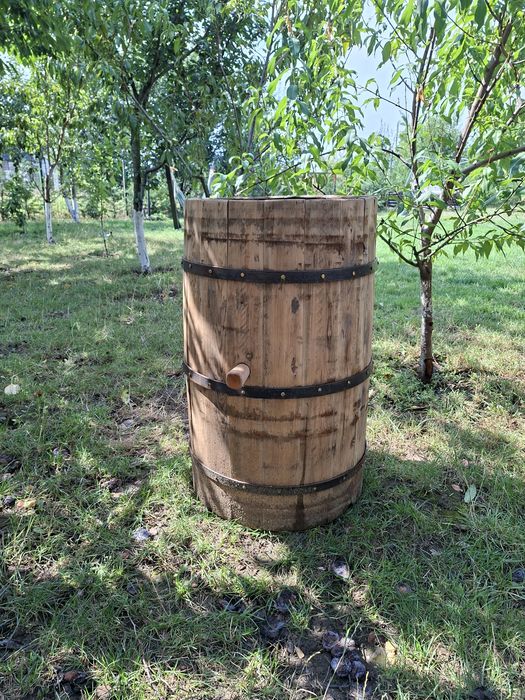 Butoi din lemn pentru decor