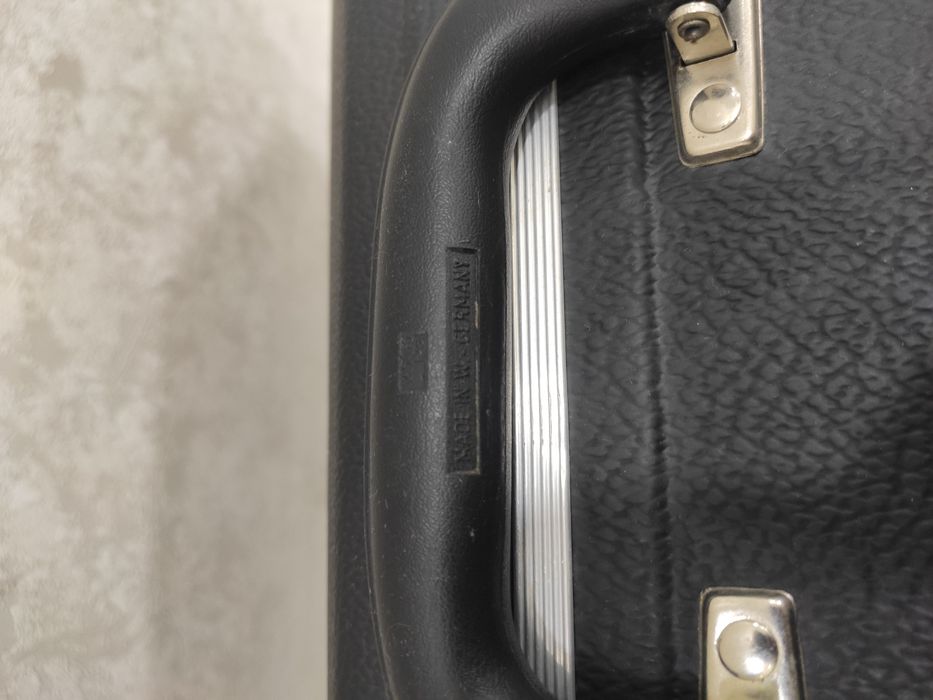 Chexol,case ,futlyar dlya violoncell 4/4