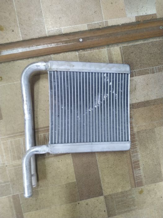 Продам радиатор печки лада гранта