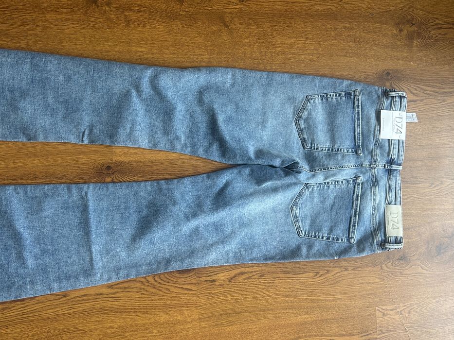 Blugi de dama stradivarius