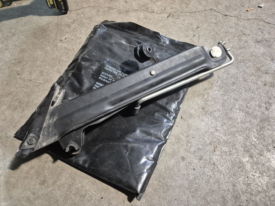 Крик Мерцедес МЛ W163 оригинален Mercedes ML W163